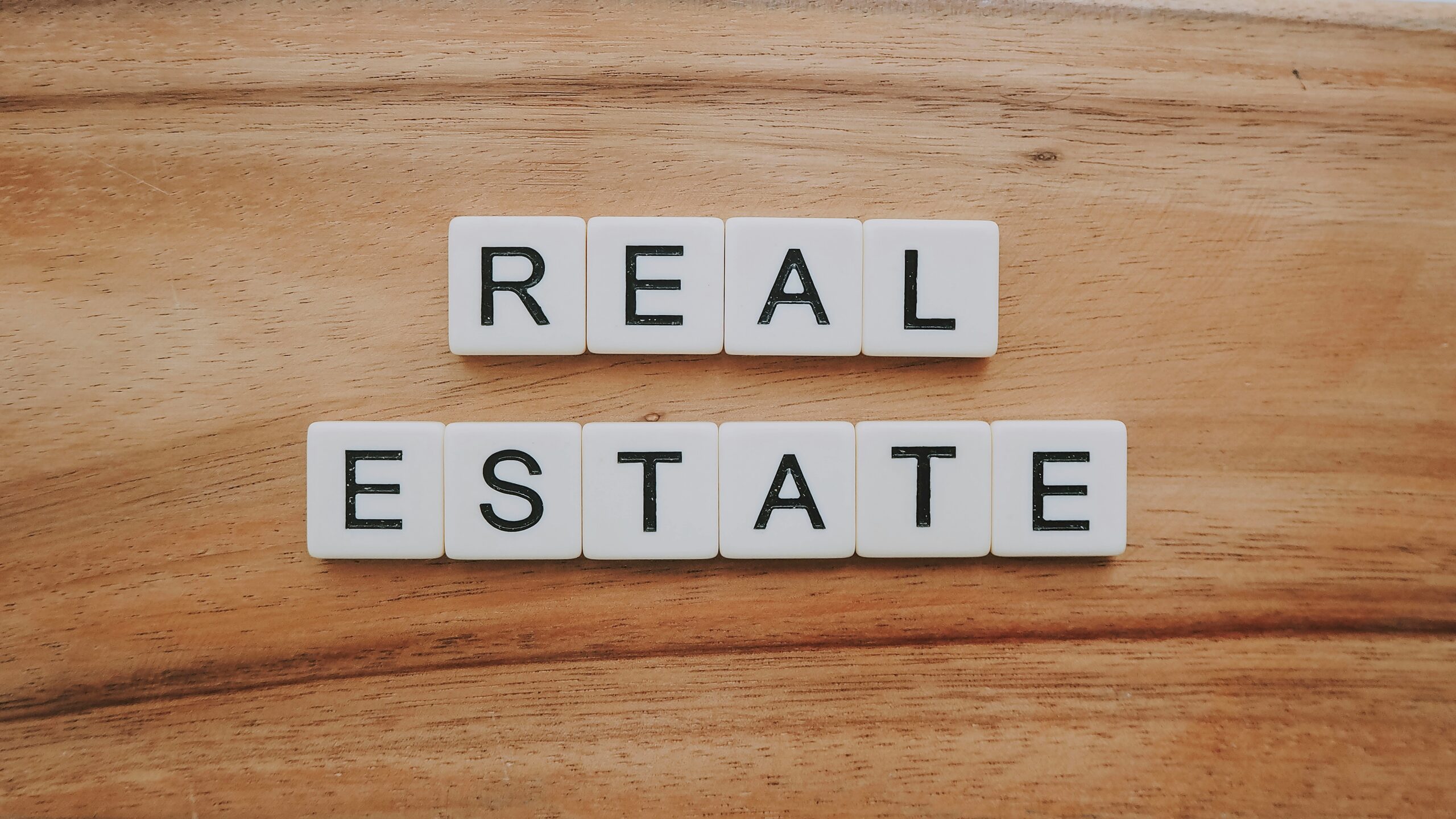 How Much Does Real Estate Photography Cost? (2025)